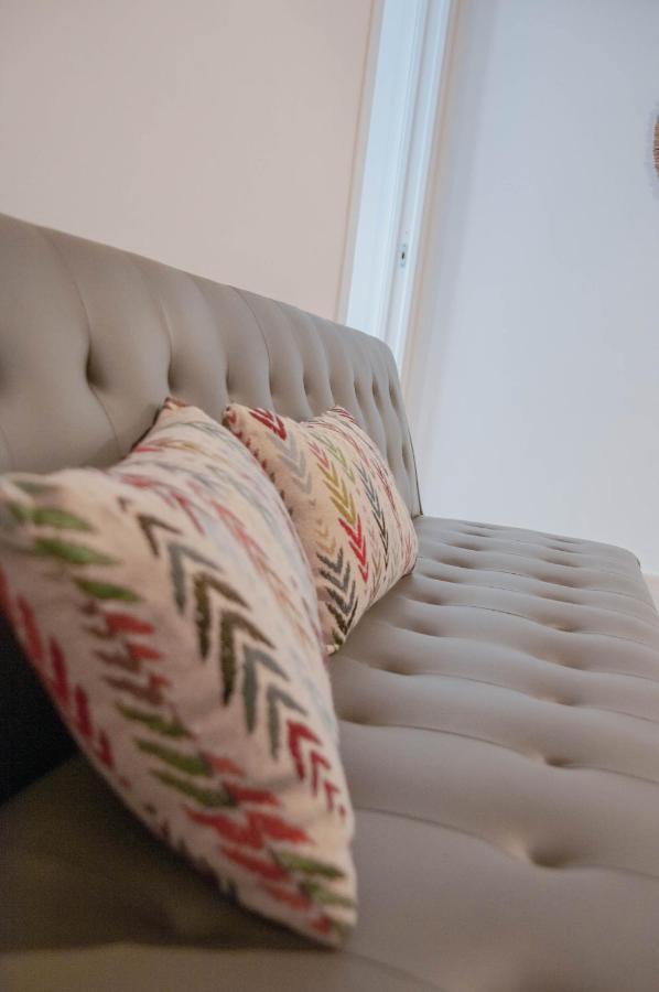Ideisini'S Apartment ปาแลร์โม ภายนอก รูปภาพ